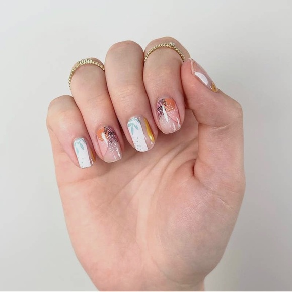 Polish Wrap Spring Creations - Picture 2 of 3